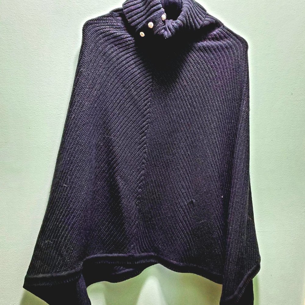 Michael Kors Poncho - Fits Most Sizes